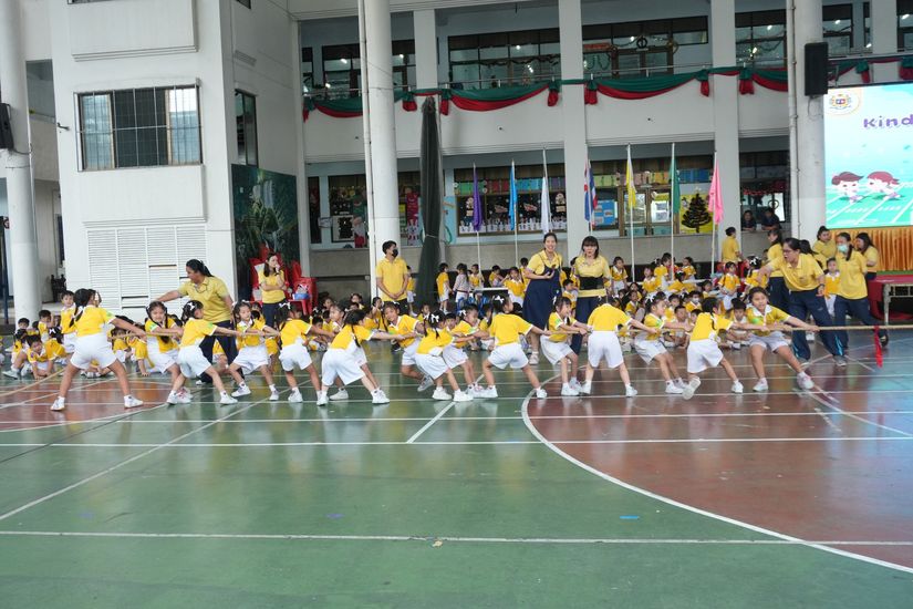 โรงเรียนปรีชานุศาสน์