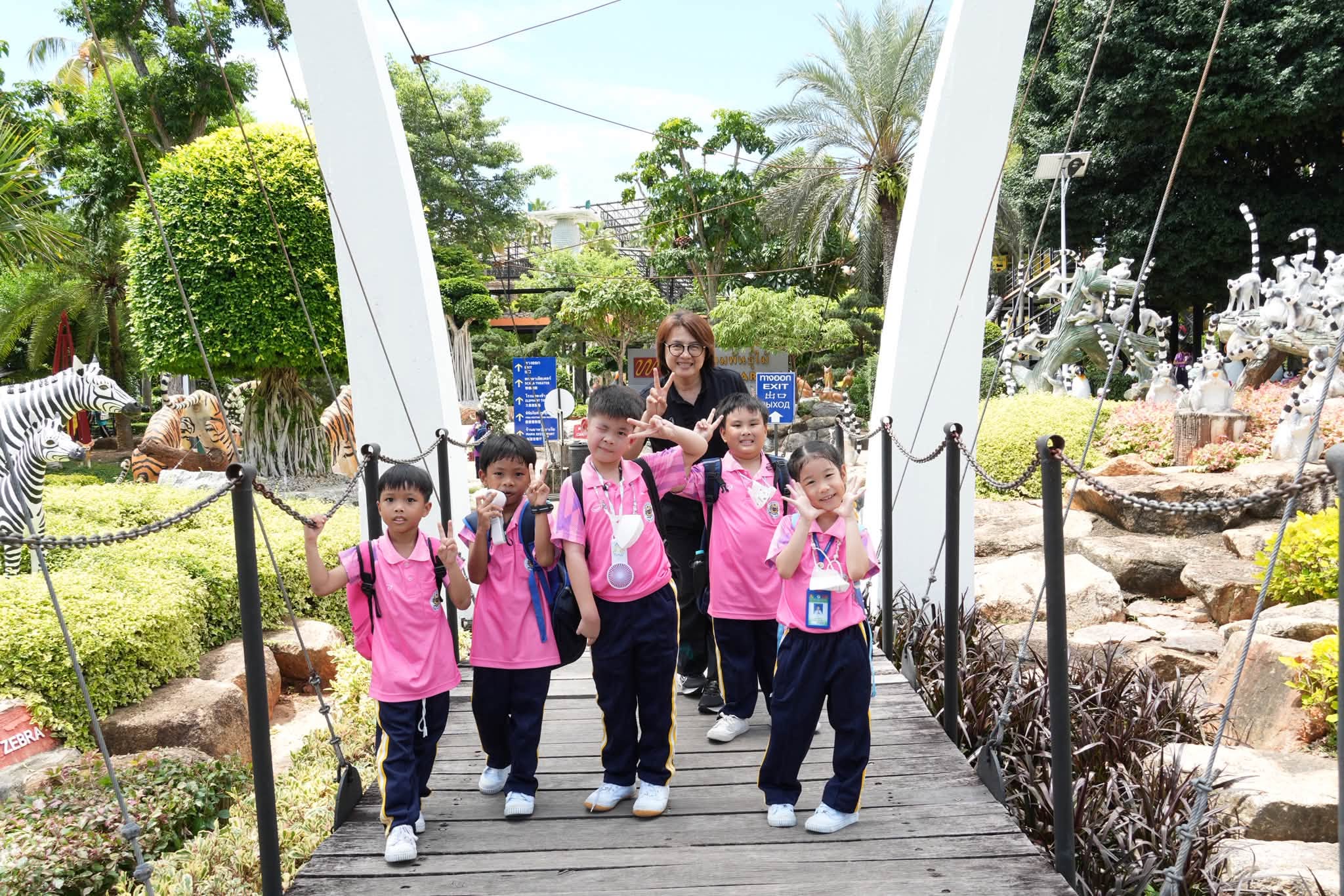 โรงเรียนปรีชานุศาสน์