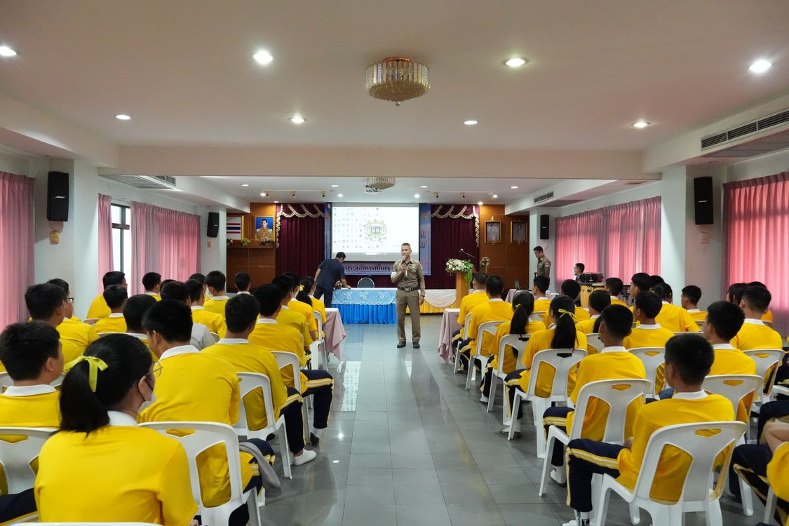 โรงเรียนปรีชานุศาสน์