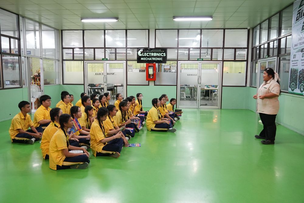 โรงเรียนปรีชานุศาสน์