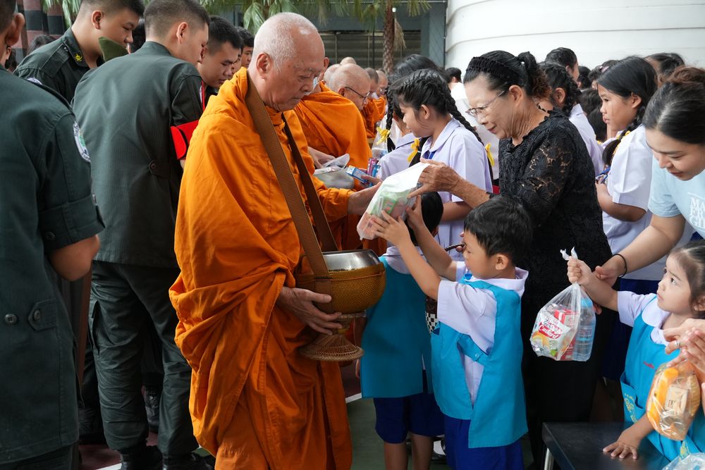 โรงเรียนปรีชานุศาสน์