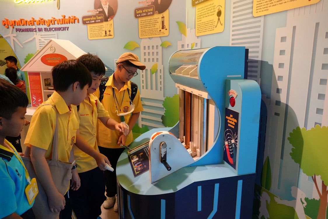 โรงเรียนปรีชานุศาสน์