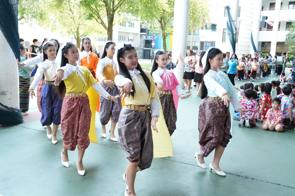 โรงเรียนปรีชานุศาสน์