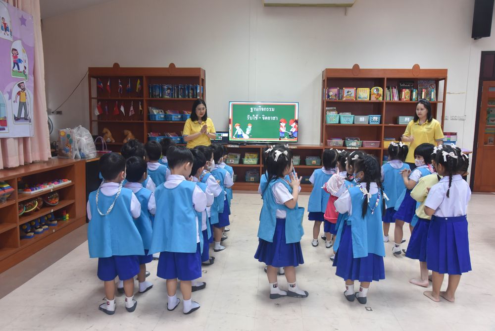 โรงเรียนปรีชานุศาสน์