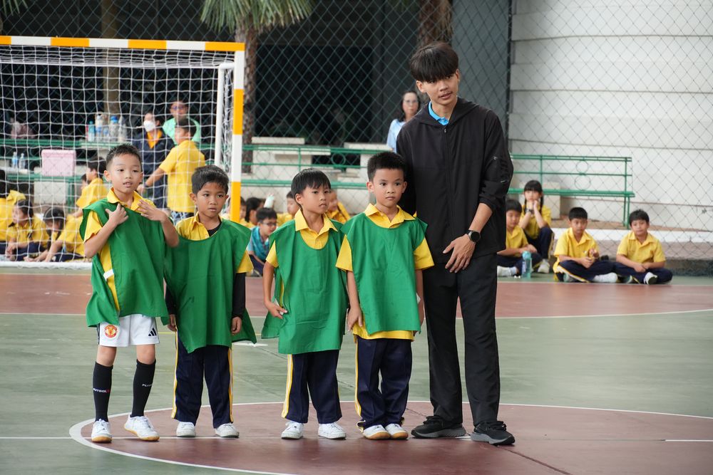 โรงเรียนปรีชานุศาสน์