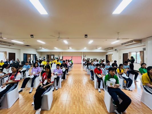 โรงเรียนปรีชานุศาสน์