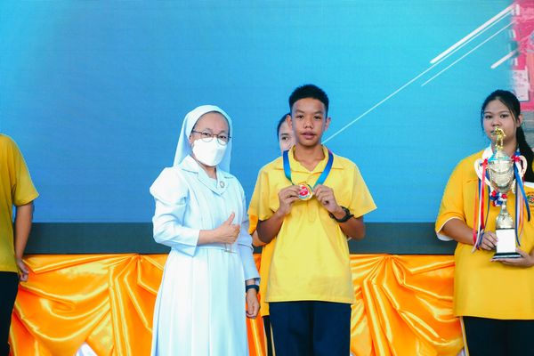 โรงเรียนปรีชานุศาสน์