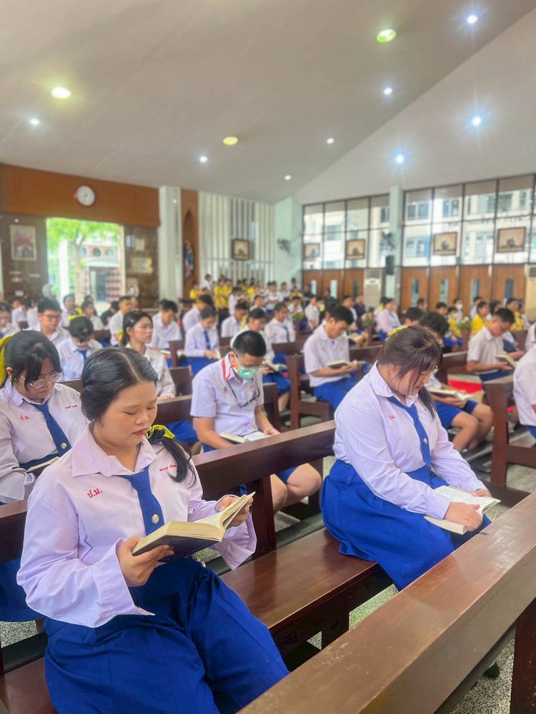 โรงเรียนปรีชานุศาสน์