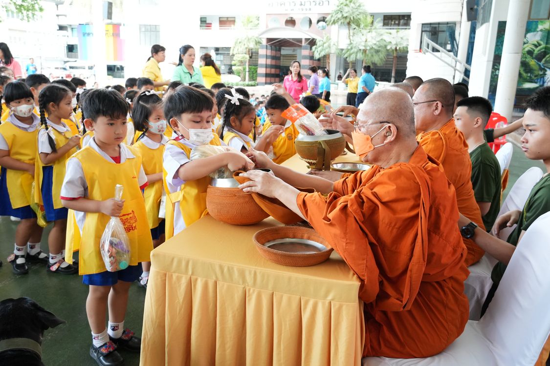 โรงเรียนปรีชานุศาสน์