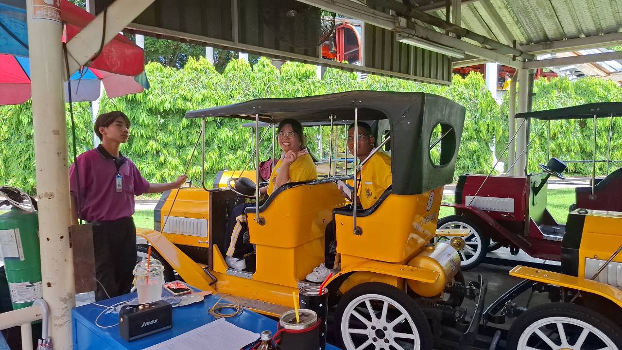 โรงเรียนปรีชานุศาสน์