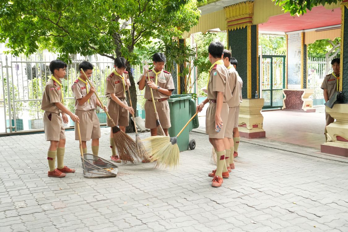 โรงเรียนปรีชานุศาสน์