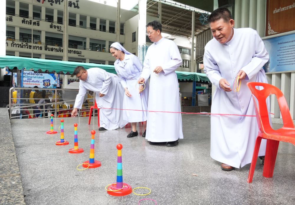 โรงเรียนปรีชานุศาสน์
