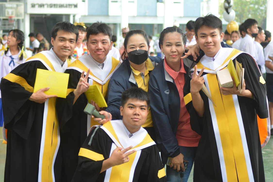 โรงเรียนปรีชานุศาสน์