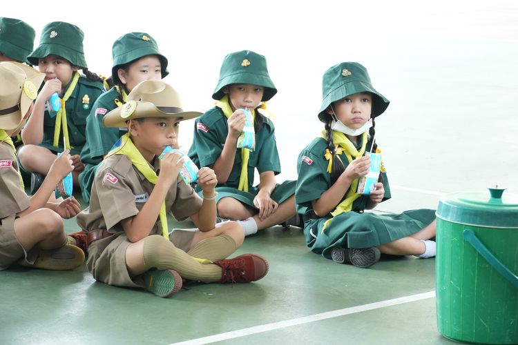 โรงเรียนปรีชานุศาสน์
