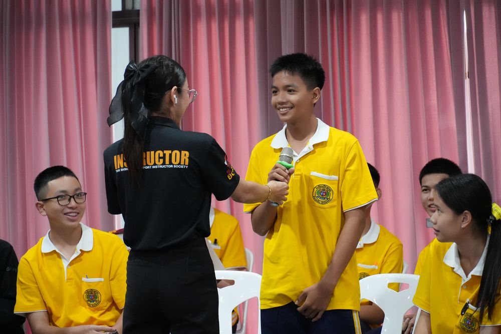 โรงเรียนปรีชานุศาสน์