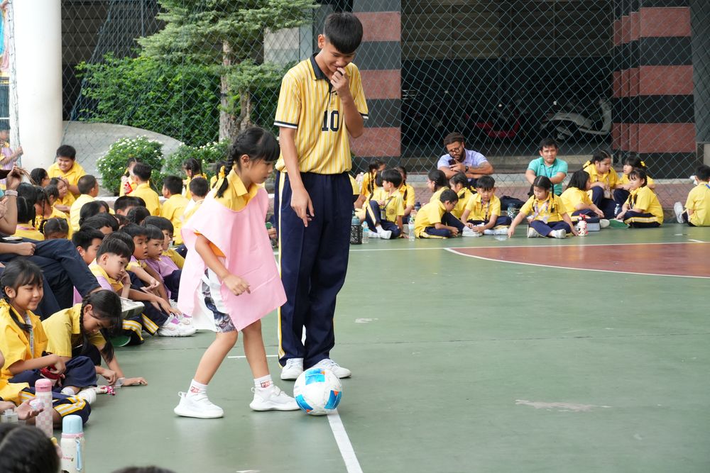 โรงเรียนปรีชานุศาสน์