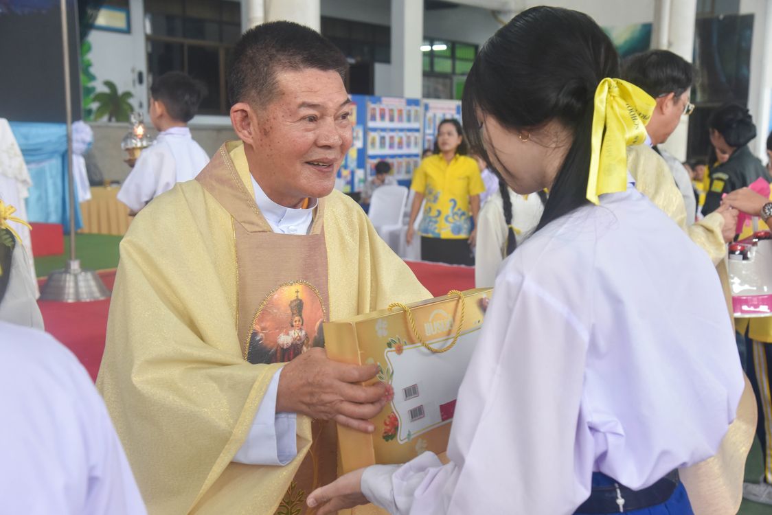 โรงเรียนปรีชานุศาสน์