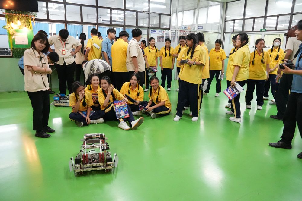 โรงเรียนปรีชานุศาสน์