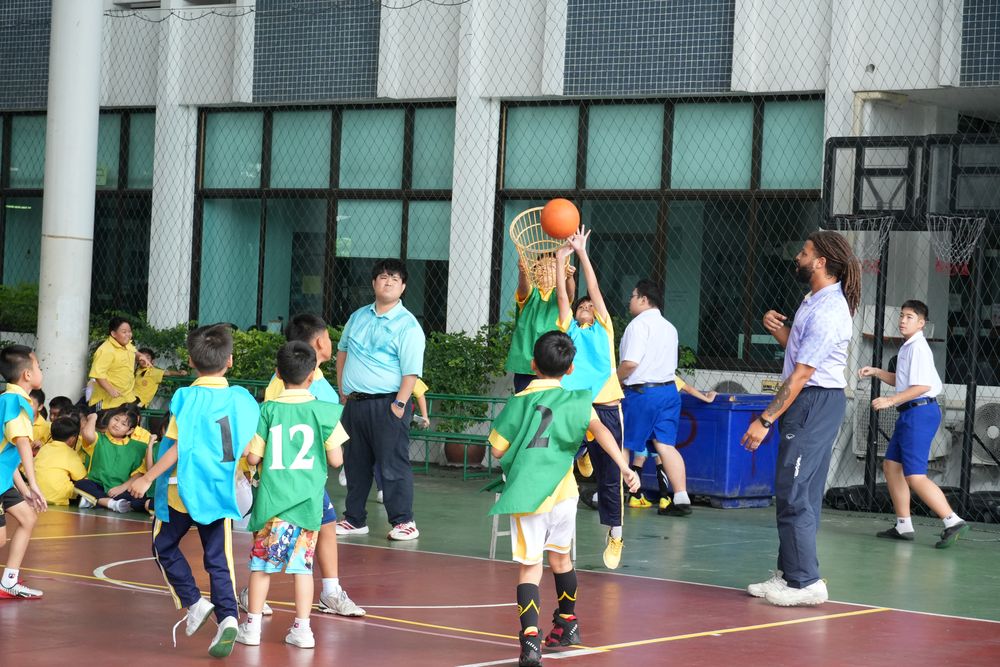 โรงเรียนปรีชานุศาสน์