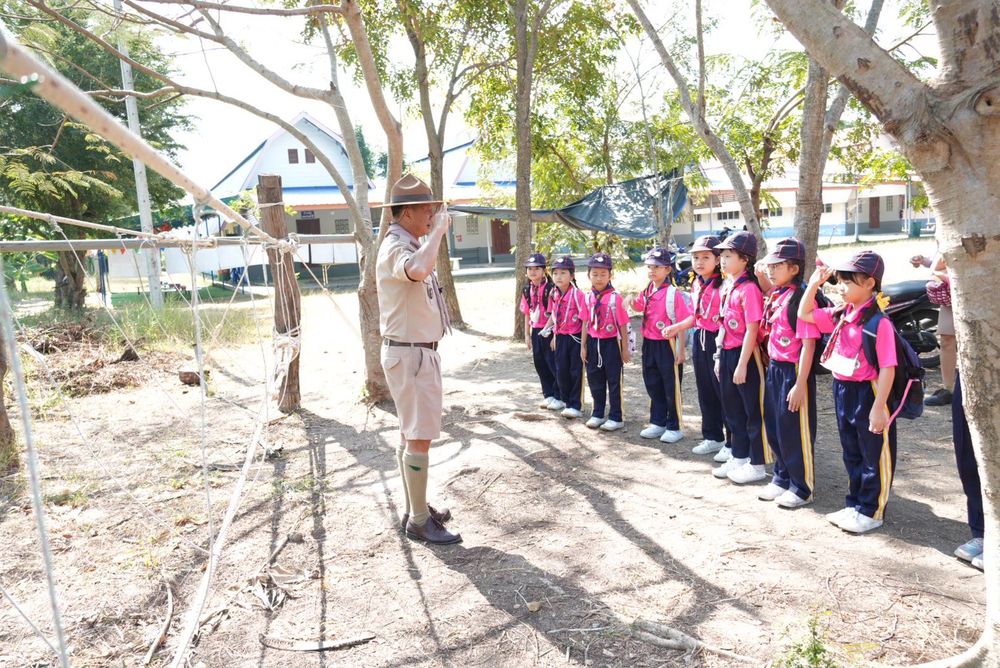 โรงเรียนปรีชานุศาสน์