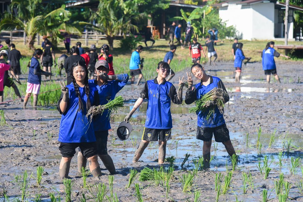 โรงเรียนปรีชานุศาสน์