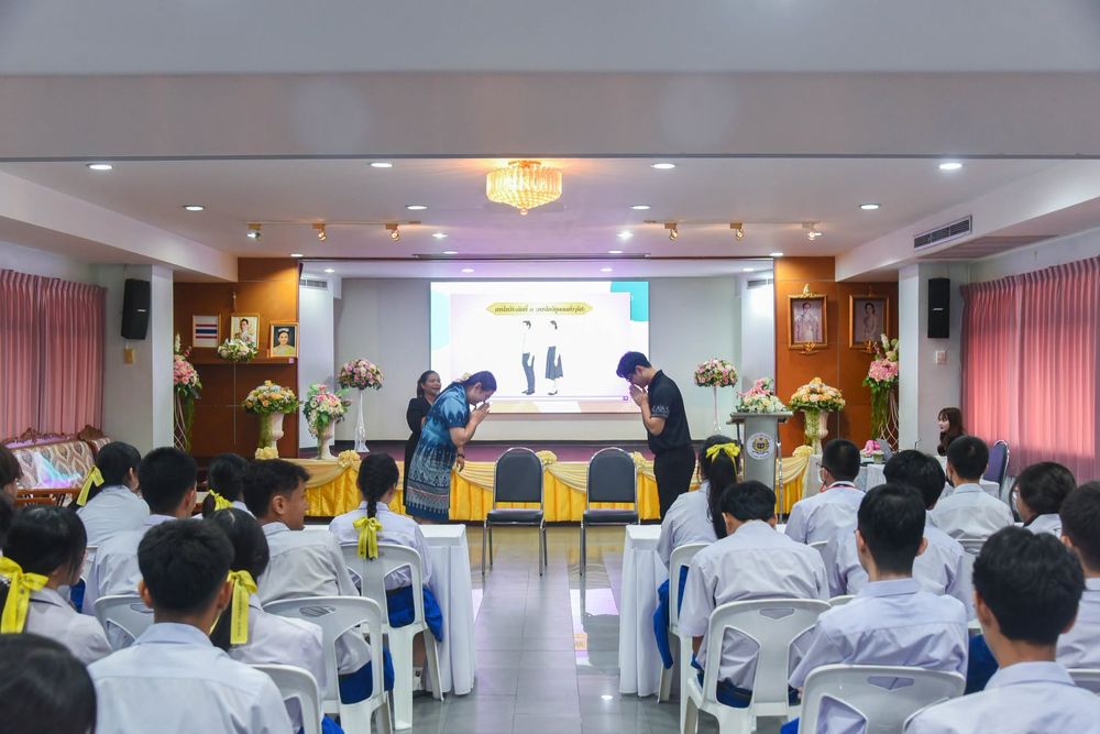 โรงเรียนปรีชานุศาสน์