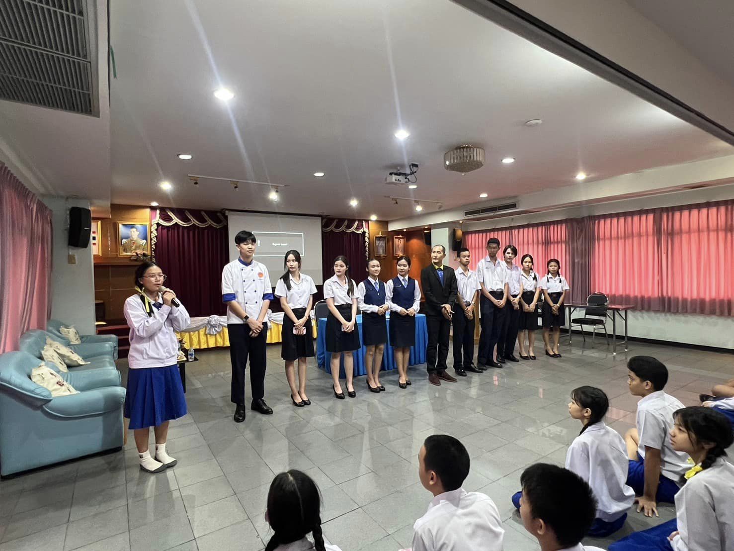 โรงเรียนปรีชานุศาสน์