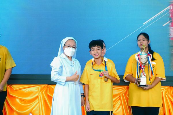 โรงเรียนปรีชานุศาสน์