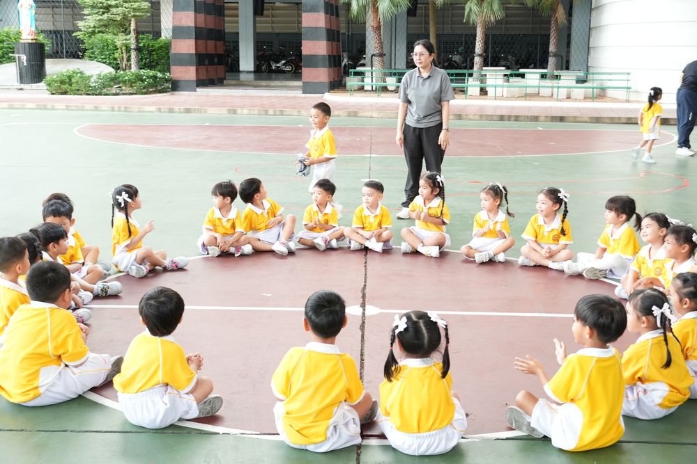 โรงเรียนปรีชานุศาสน์