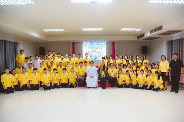 โรงเรียนปรีชานุศาสน์