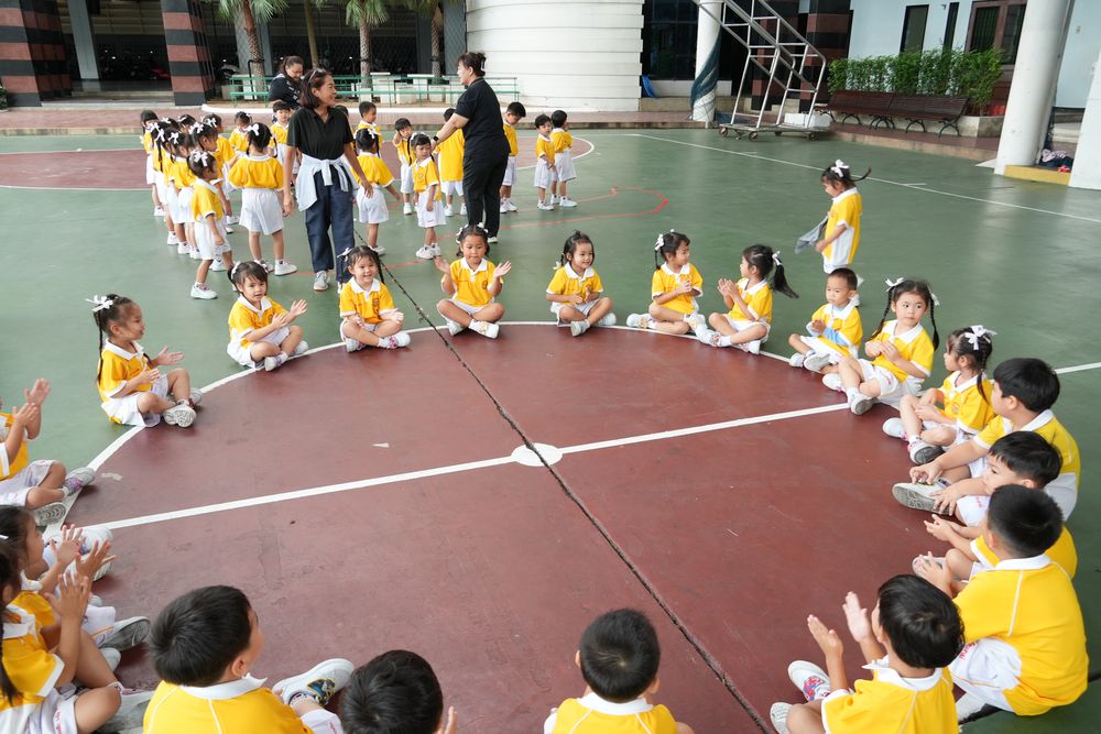 โรงเรียนปรีชานุศาสน์