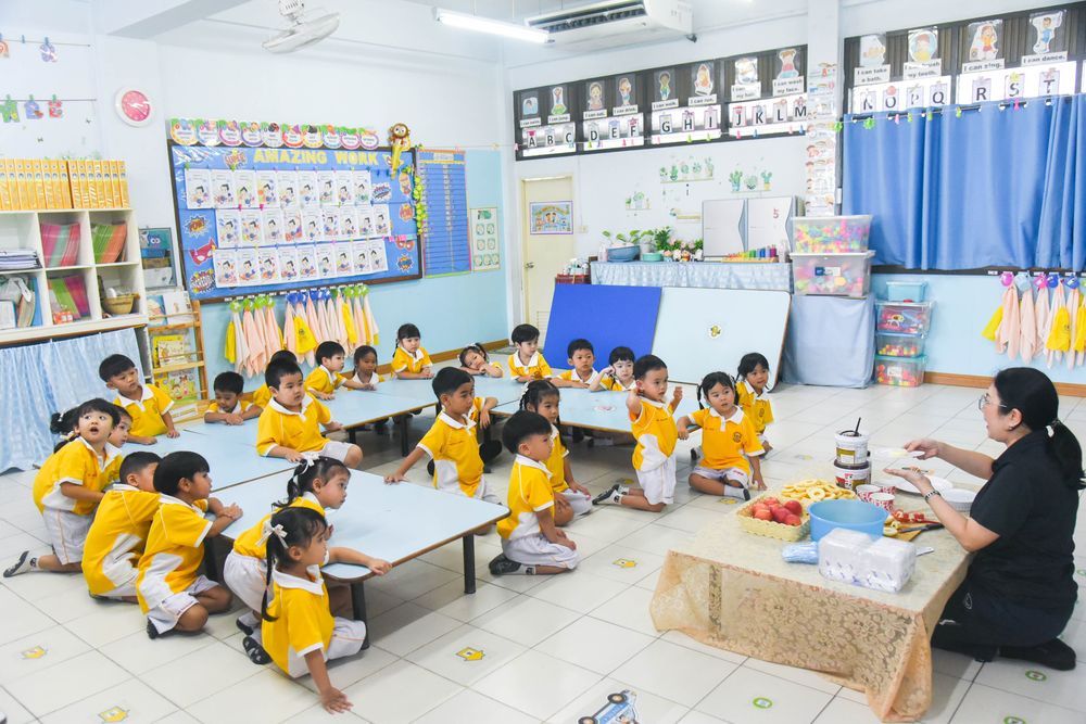 โรงเรียนปรีชานุศาสน์