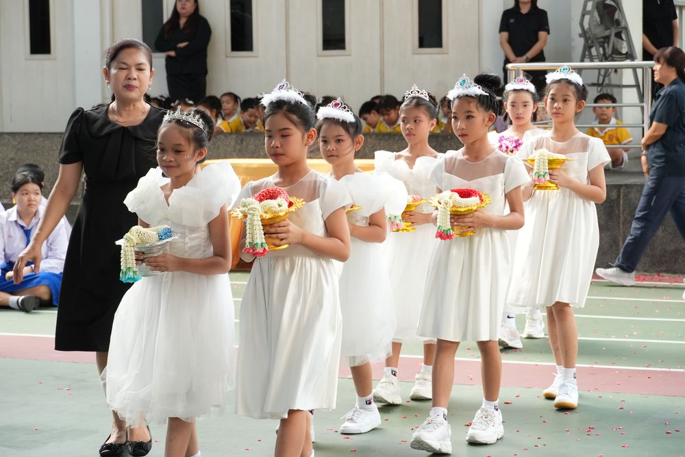 โรงเรียนปรีชานุศาสน์