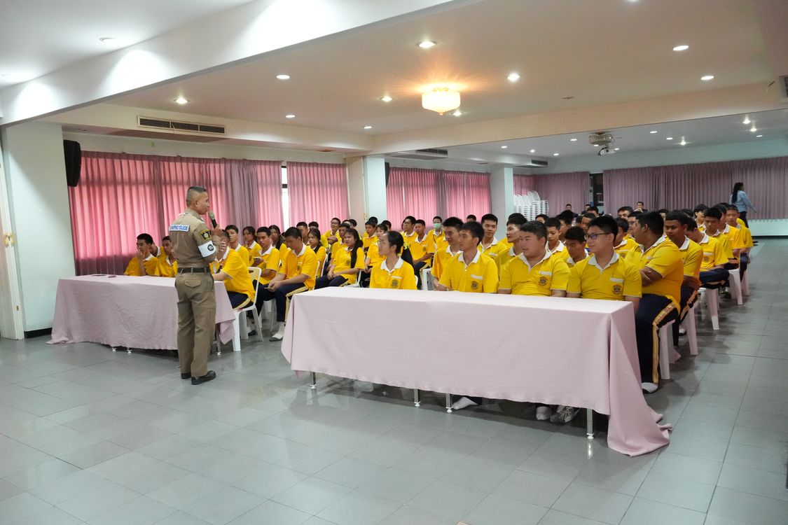 โรงเรียนปรีชานุศาสน์