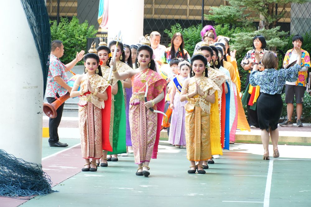 โรงเรียนปรีชานุศาสน์
