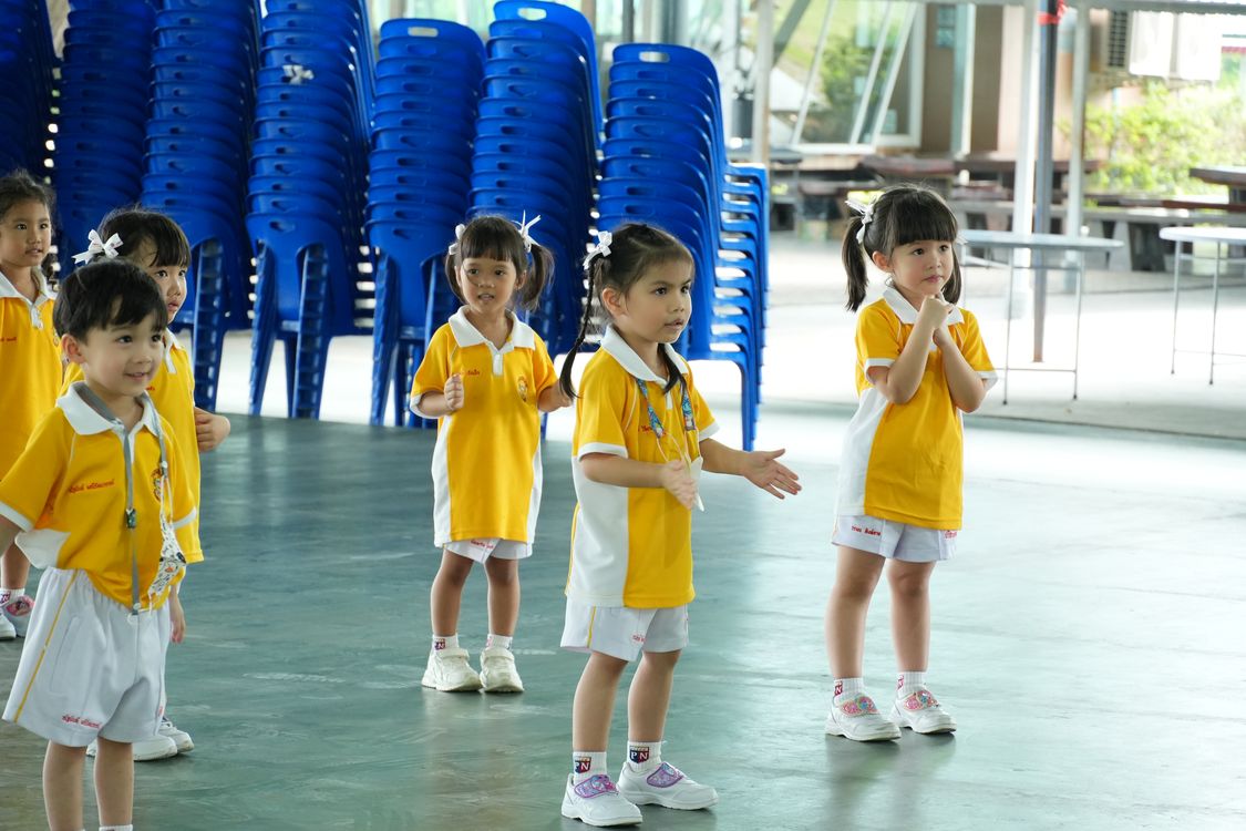 โรงเรียนปรีชานุศาสน์