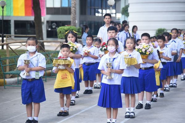 โรงเรียนปรีชานุศาสน์