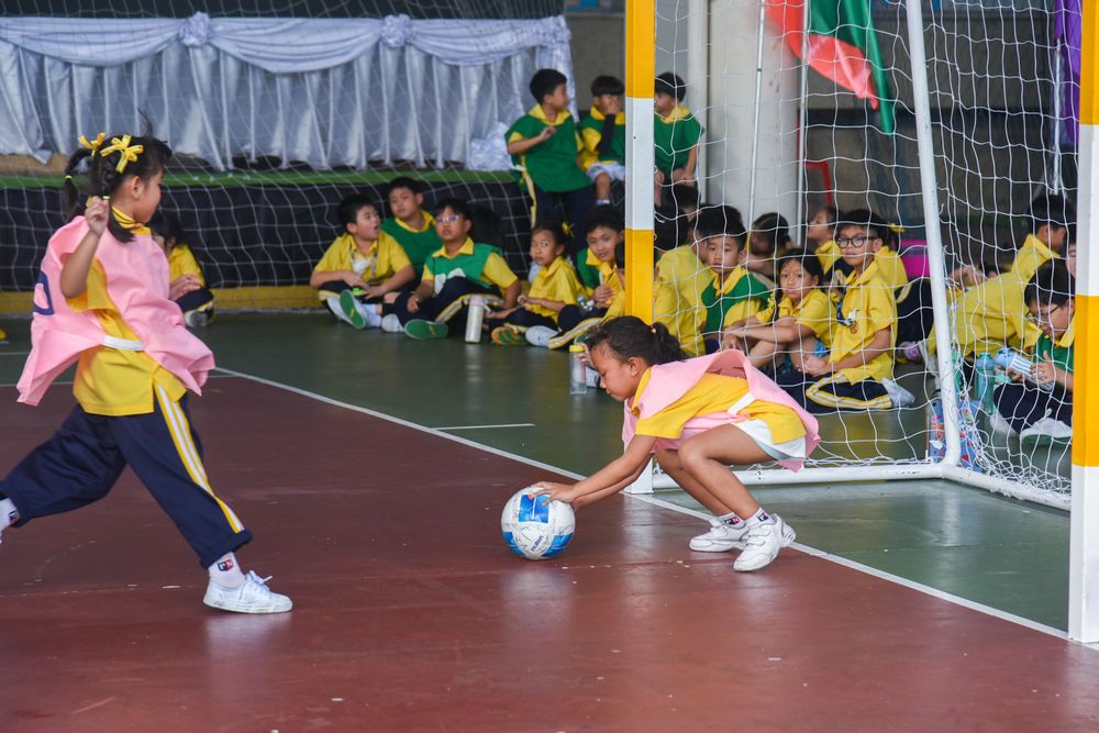 โรงเรียนปรีชานุศาสน์