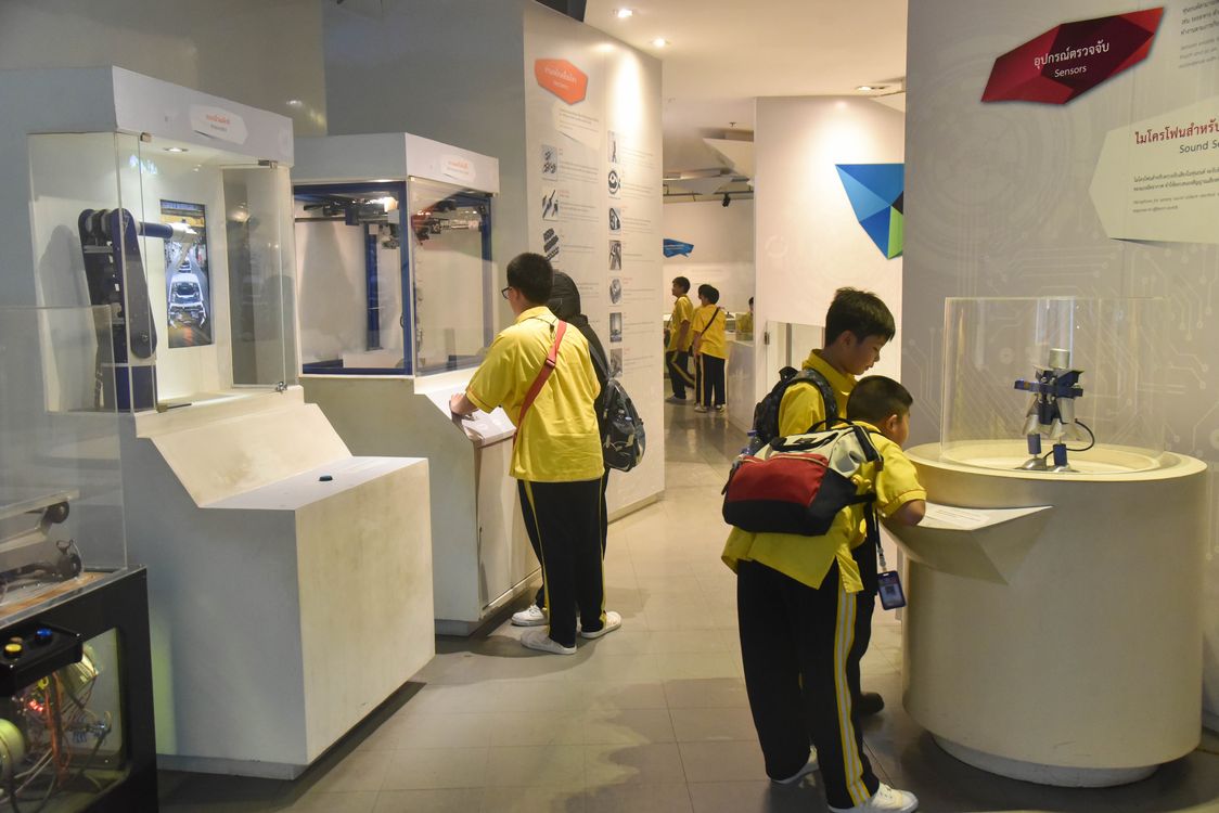 โรงเรียนปรีชานุศาสน์