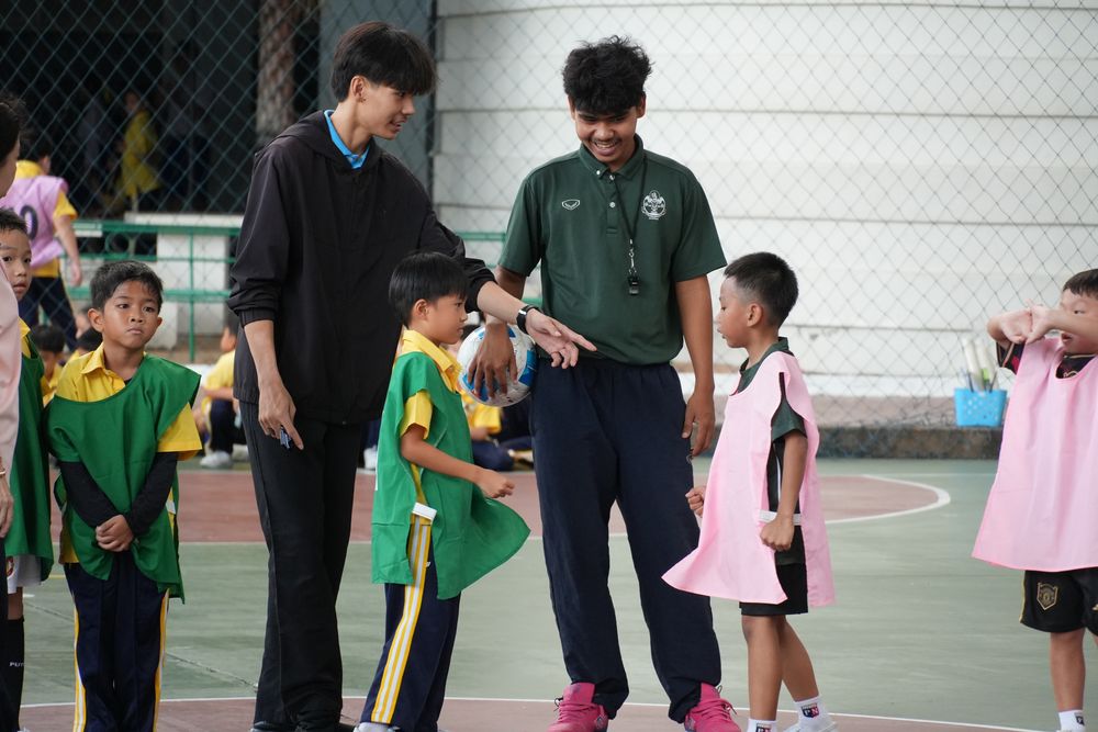 โรงเรียนปรีชานุศาสน์
