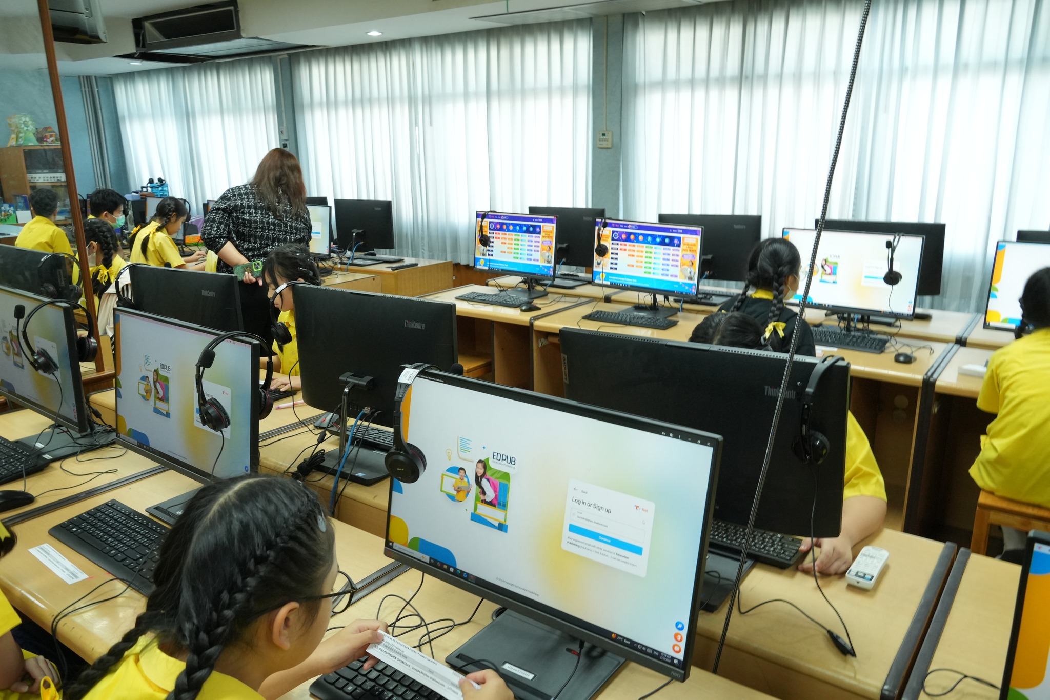 โรงเรียนปรีชานุศาสน์
