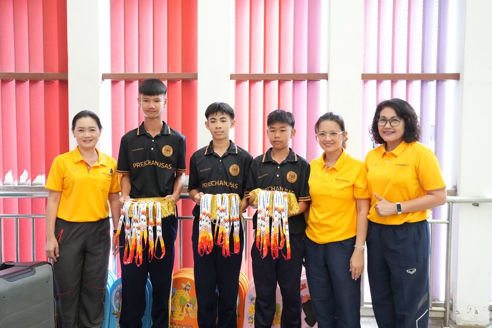 โรงเรียนปรีชานุศาสน์