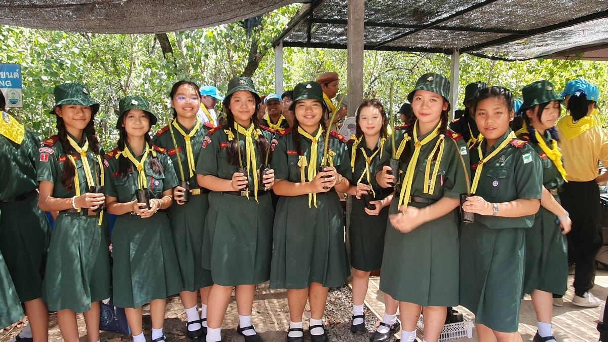 โรงเรียนปรีชานุศาสน์