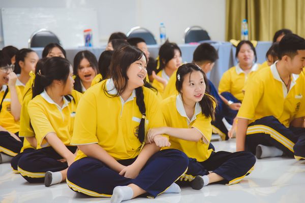 โรงเรียนปรีชานุศาสน์