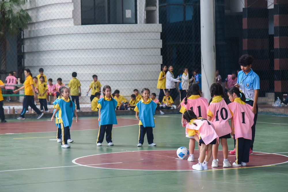 โรงเรียนปรีชานุศาสน์