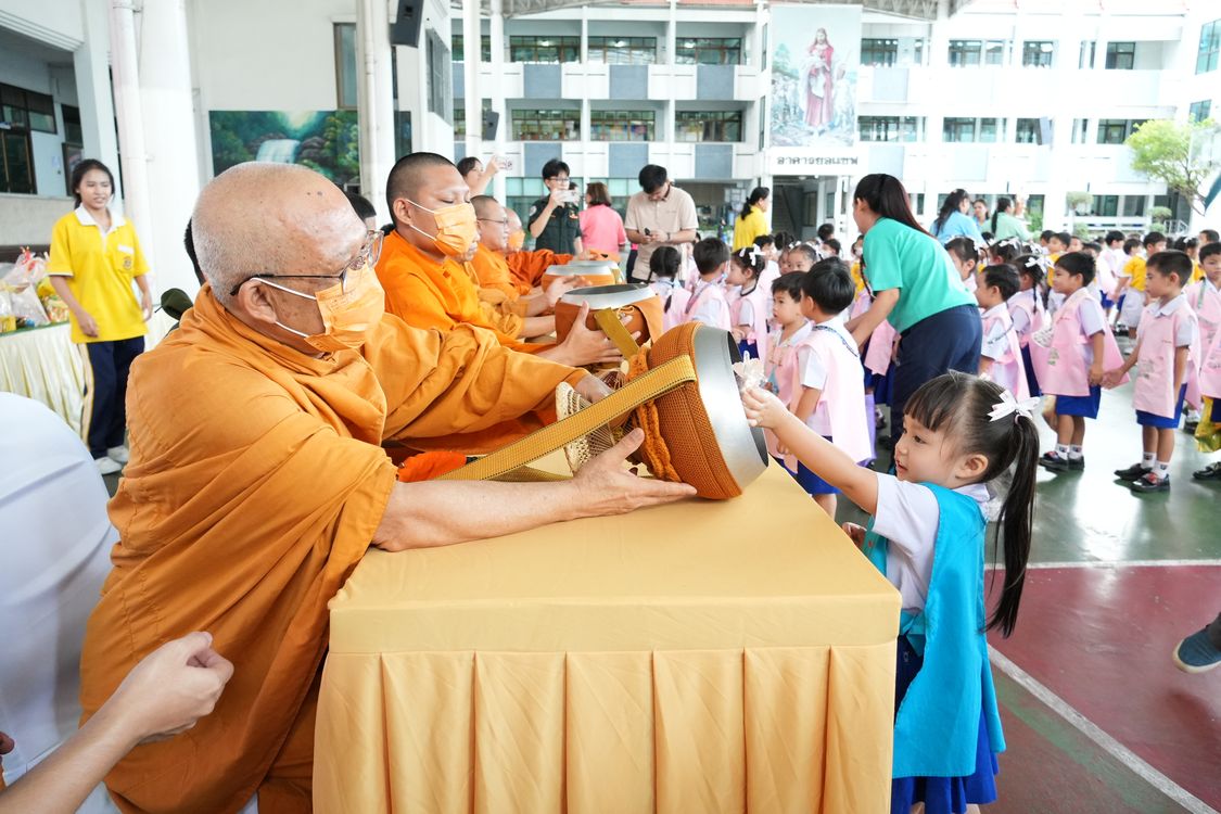 โรงเรียนปรีชานุศาสน์
