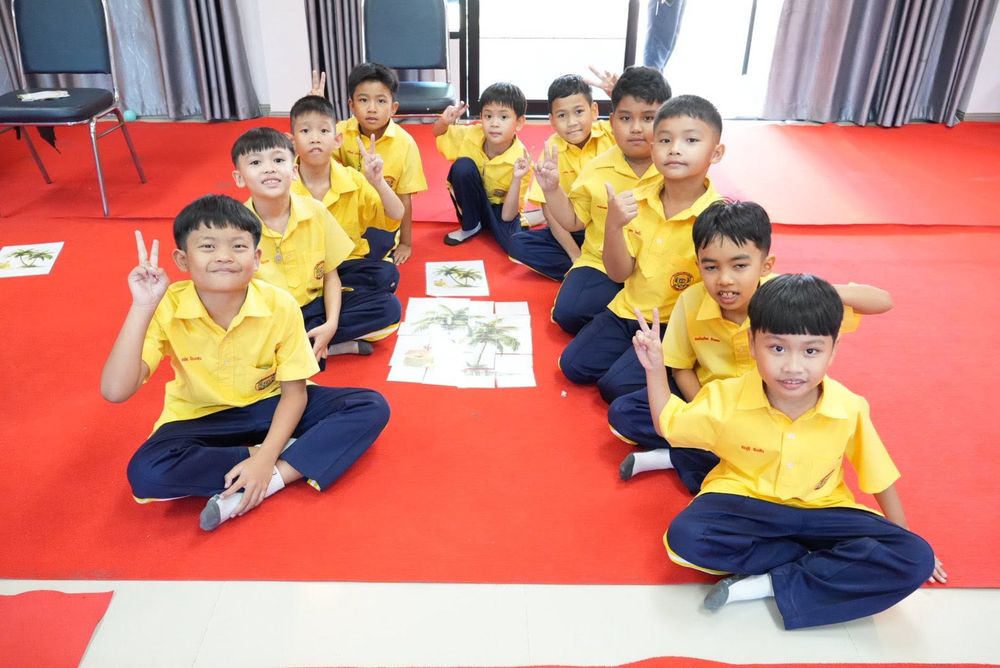 โรงเรียนปรีชานุศาสน์