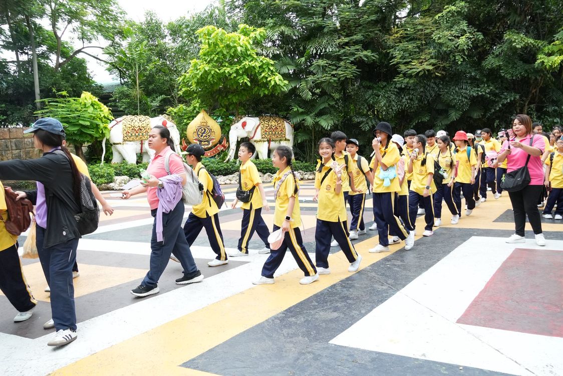 โรงเรียนปรีชานุศาสน์