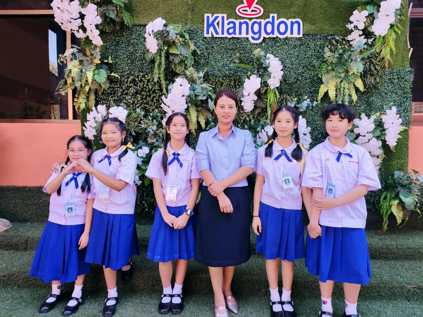 โรงเรียนปรีชานุศาสน์