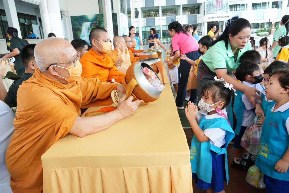 โรงเรียนปรีชานุศาสน์